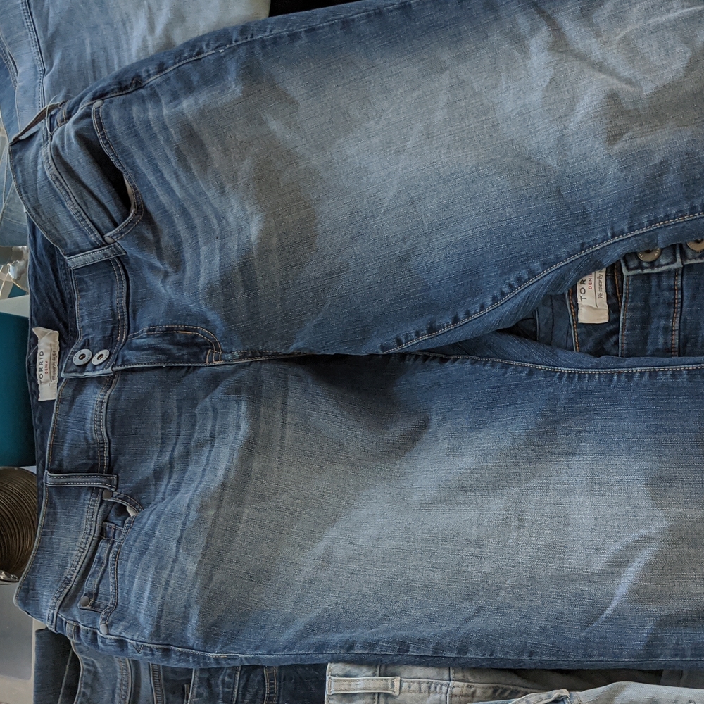 Torrid size 18T denim jeans